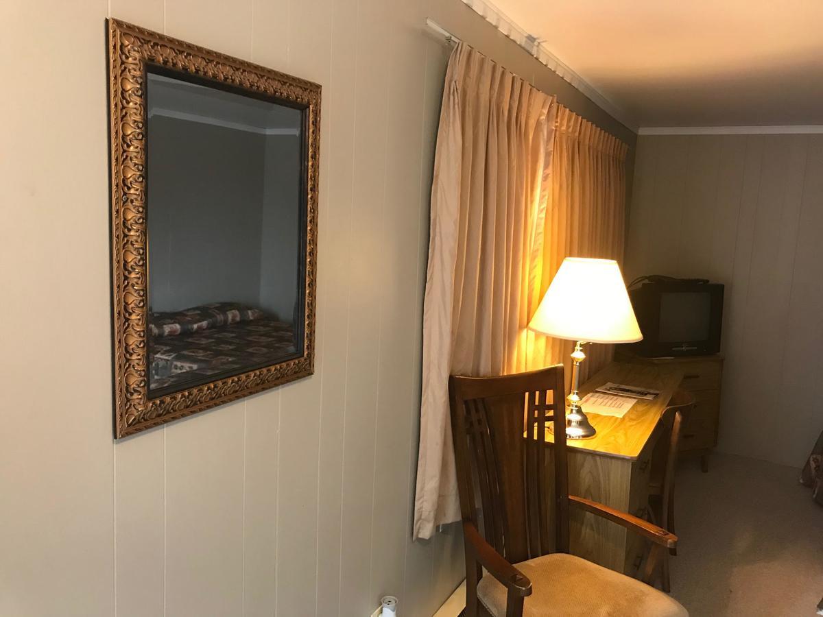 Kincardinite Motel Ripley Bagian luar foto